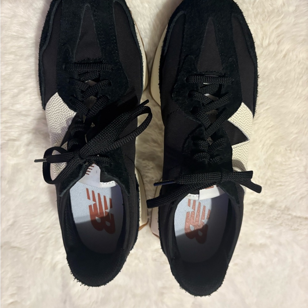 New Balance Women’s Black and White Athletic Sneakers with Gum Accents - Picture 3 of 9